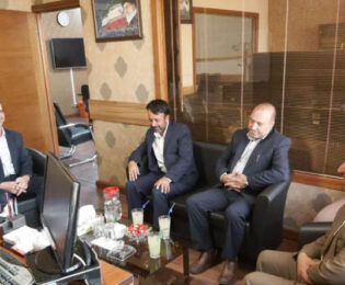 دیدار شهردار و اعضای شورای اسلامی شهر مشکان با جناب آقای سیدحسن مشکانی